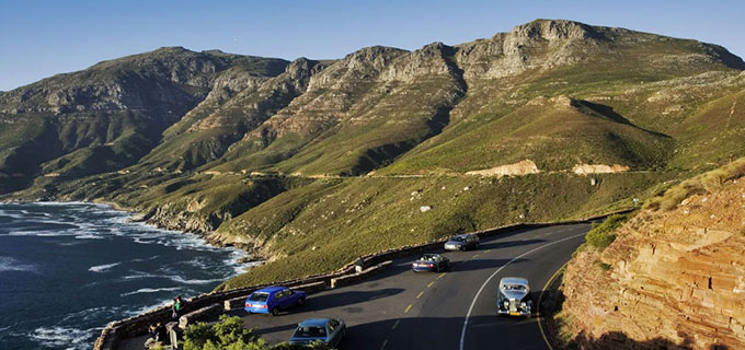 On the winding road to Hout Bay